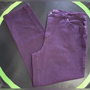 Gloria Vanderbilt Amanda Jeans, Purple, Size 16